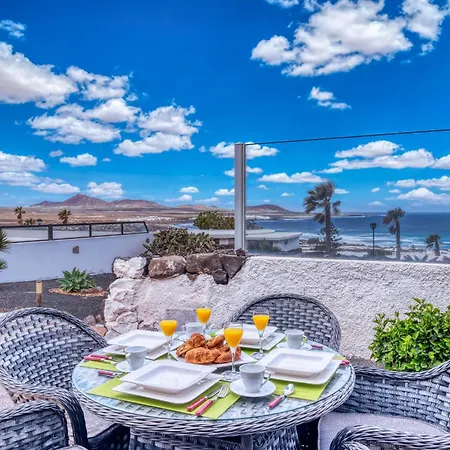 Casa Buenavista 127 - Pool - Ocean Views - 2 Min By Lanzarote * فامارا