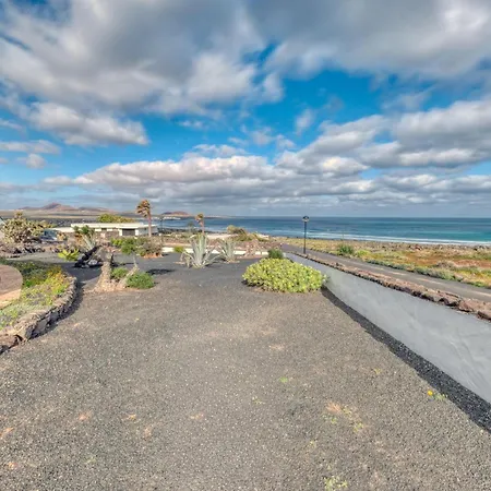 Casa Buenavista - Pool - Ocean Views - 2 Min By Lanzarote *