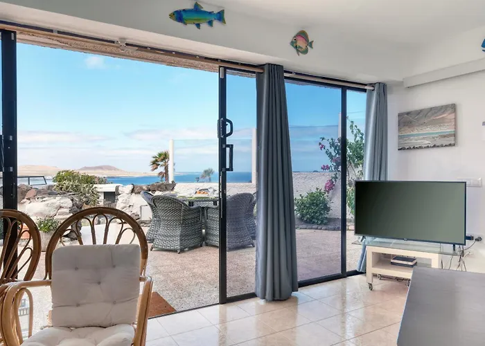 Casa Buenavista 127 - Pool - Ocean Views - 2 Min By Lanzarote فامارا