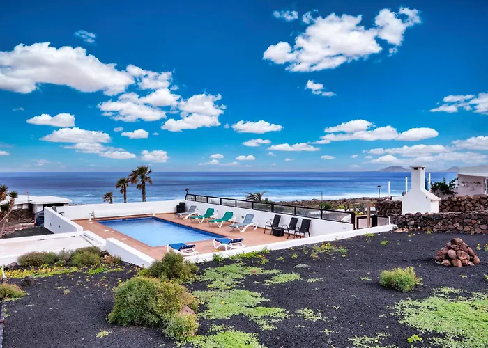 Casa Buenavista 127 - Pool - Ocean Views - 2 Min By Lanzarote