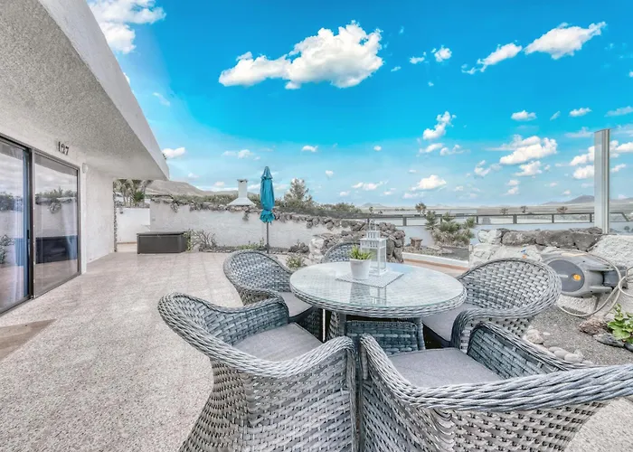 Casa Buenavista 127 - Pool - Ocean Views - 2 Min By Lanzarote فامارا