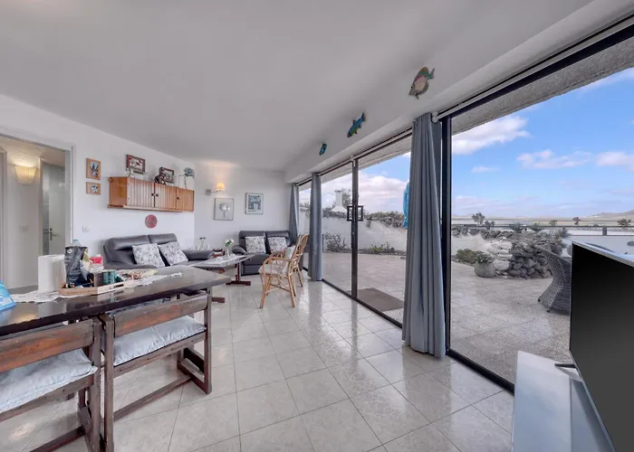Casa Buenavista 127 - Pool - Ocean Views - 2 Min By Lanzarote فامارا