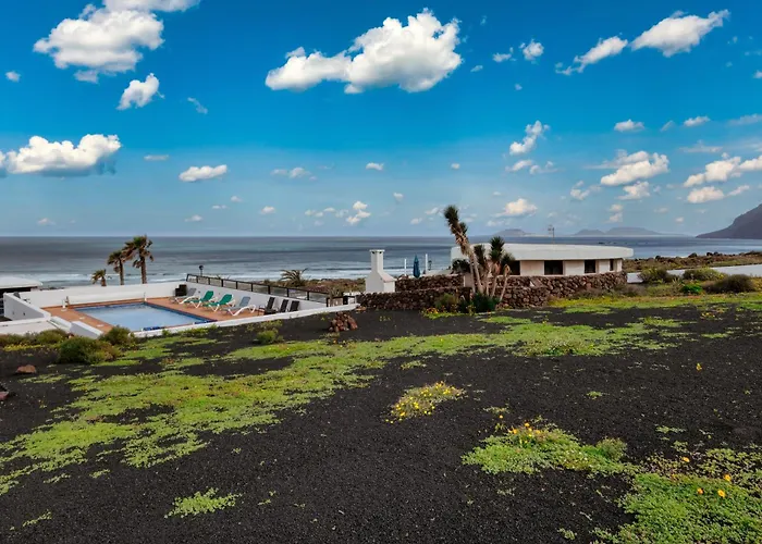 Casa Buenavista 127 - Pool - Ocean Views - 2 Min By Lanzarote فامارا