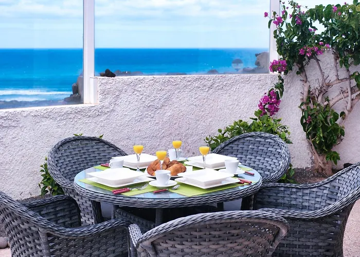 Casa Buenavista 127 - Pool - Ocean Views - 2 Min By Lanzarote فامارا