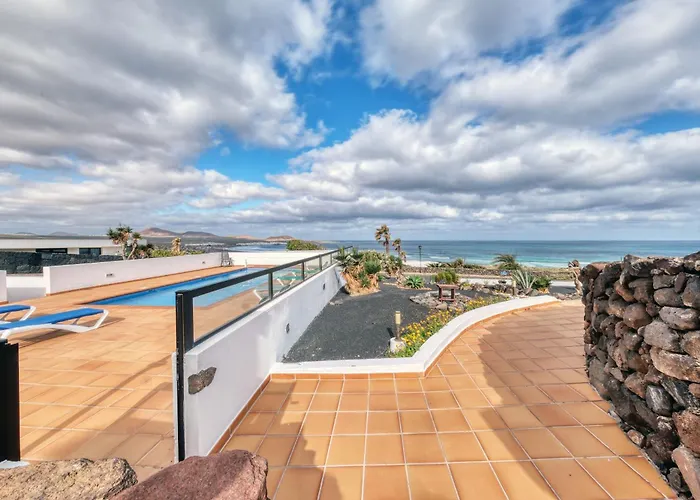 Casa Buenavista 127 - Pool - Ocean Views - 2 Min By Lanzarote